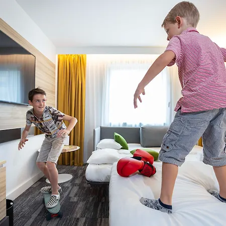 Novotel Centre 4* Annecy