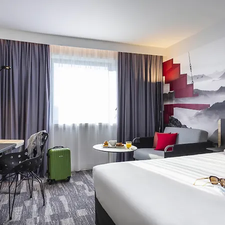 Hotel Novotel Centre Atria 4*