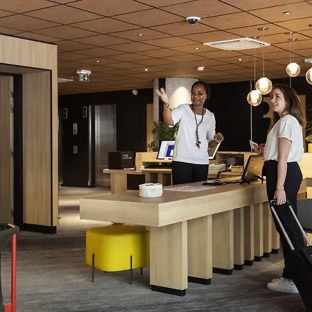 Novotel Centre Szálloda 4*