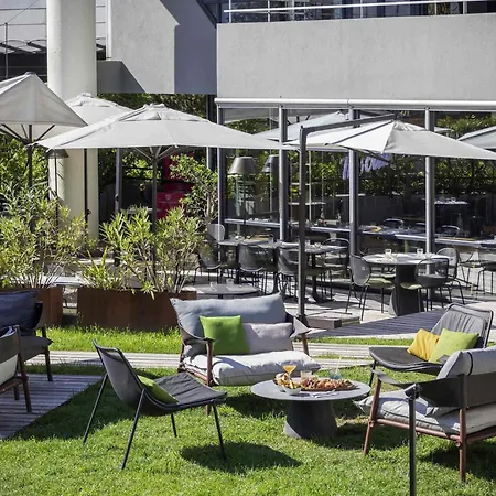 Novotel Centre Szálloda 4*