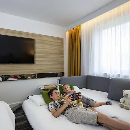 Novotel Centre 4* Annecy