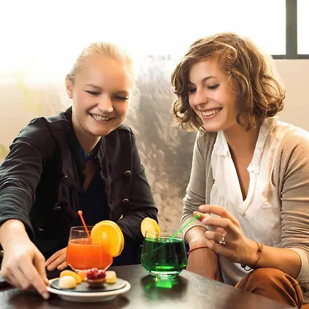Novotel Centre Hotel