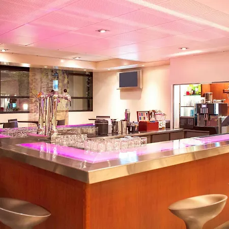Novotel Centre 4*